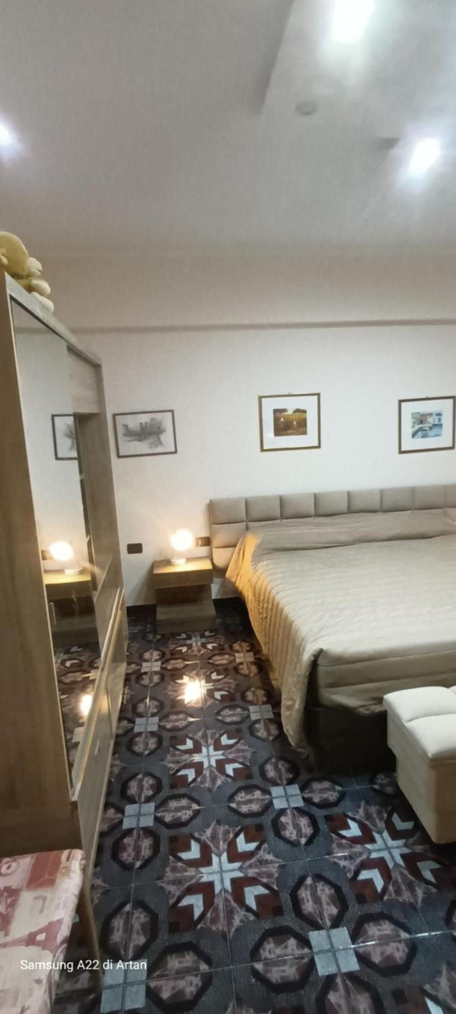 Royal Aparthotel Влёра Экстерьер фото